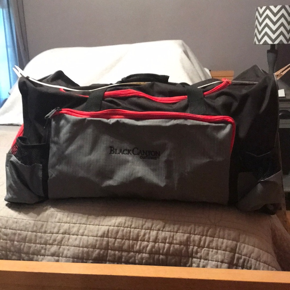 NWOT Black Canyon Outfitters duffel bag